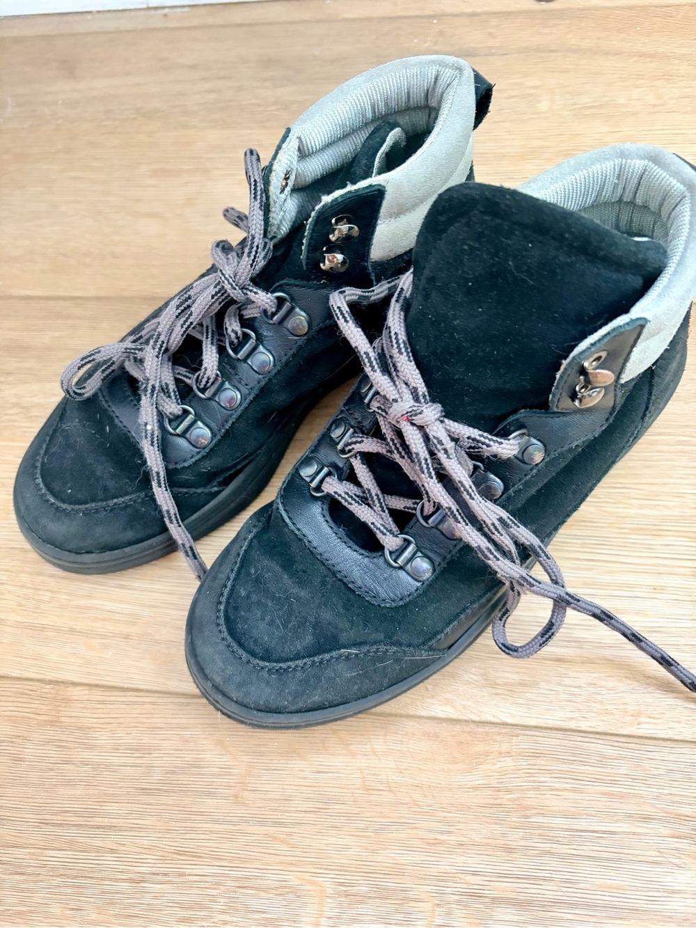 Il Gufo Black Suede High-Top Lace-Up Boots